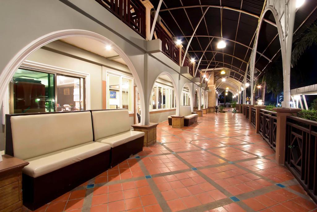 D Varee Xpress Hillside Hua Hin Ча-Ам Экстерьер фото