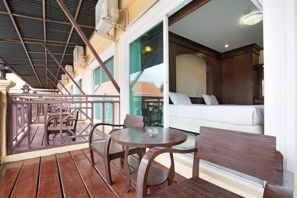 D Varee Xpress Hillside Hua Hin Ча-Ам Экстерьер фото